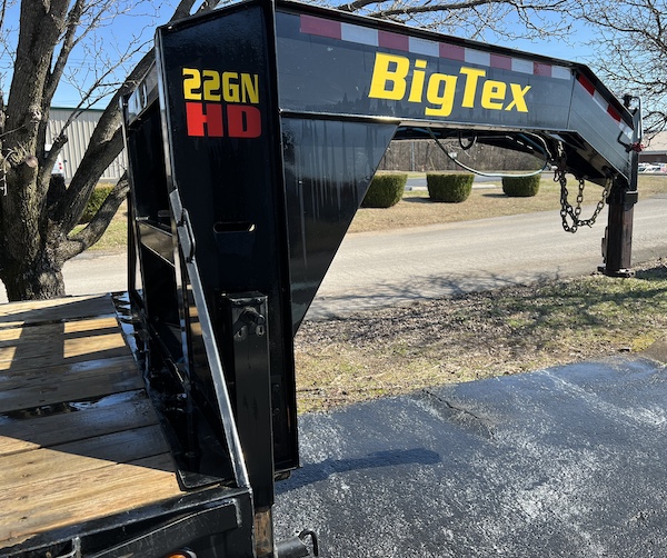 gooseneck trailer Rental